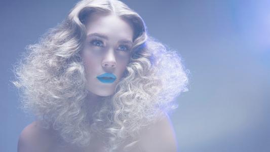 谈天霆4MU665BI相关图片 谈天霆4MU665BI相关图片